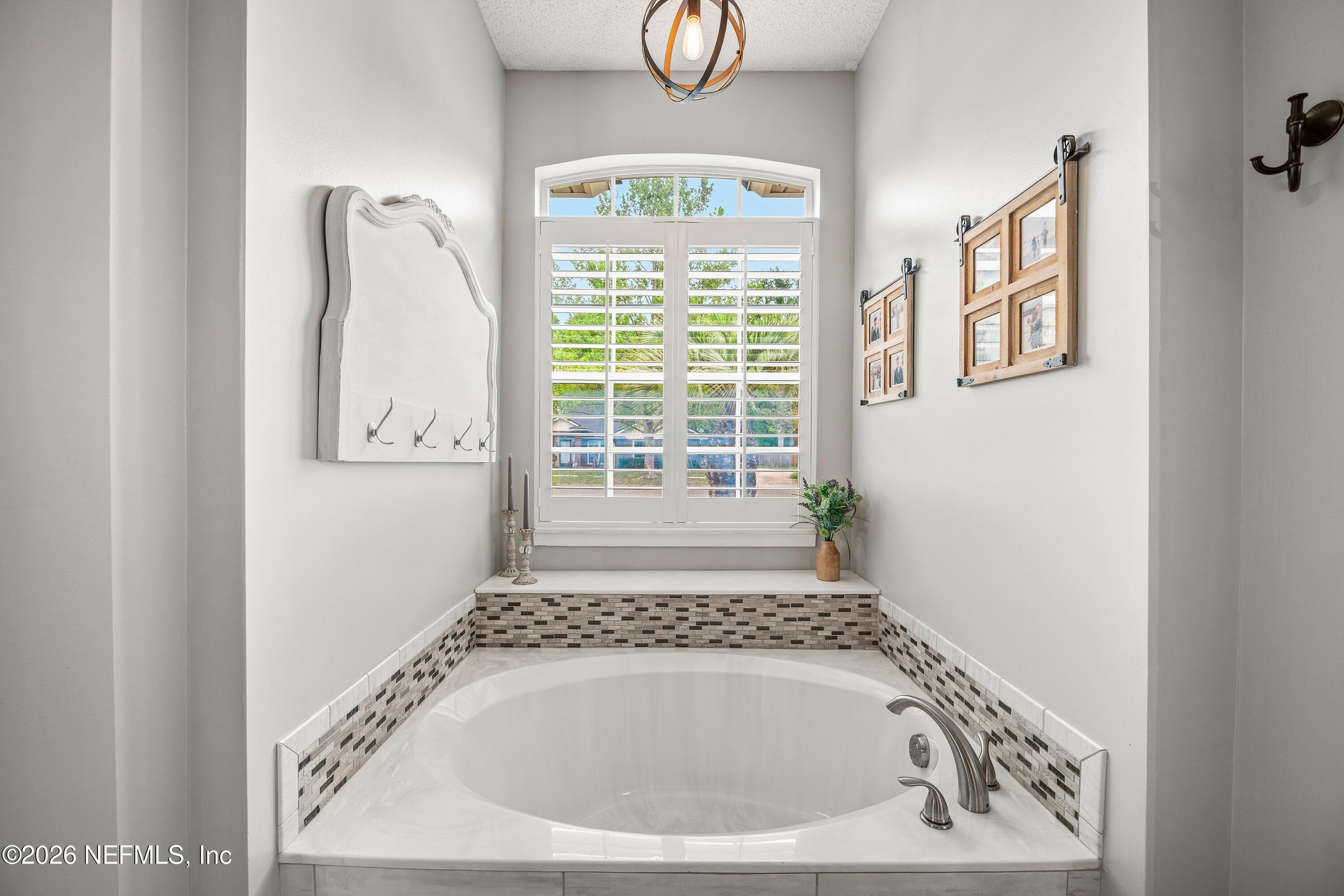 2415 Moon Harbor Way Middleburg, FL 32068 - Photo 25 of 63 24 Primary Bathroom