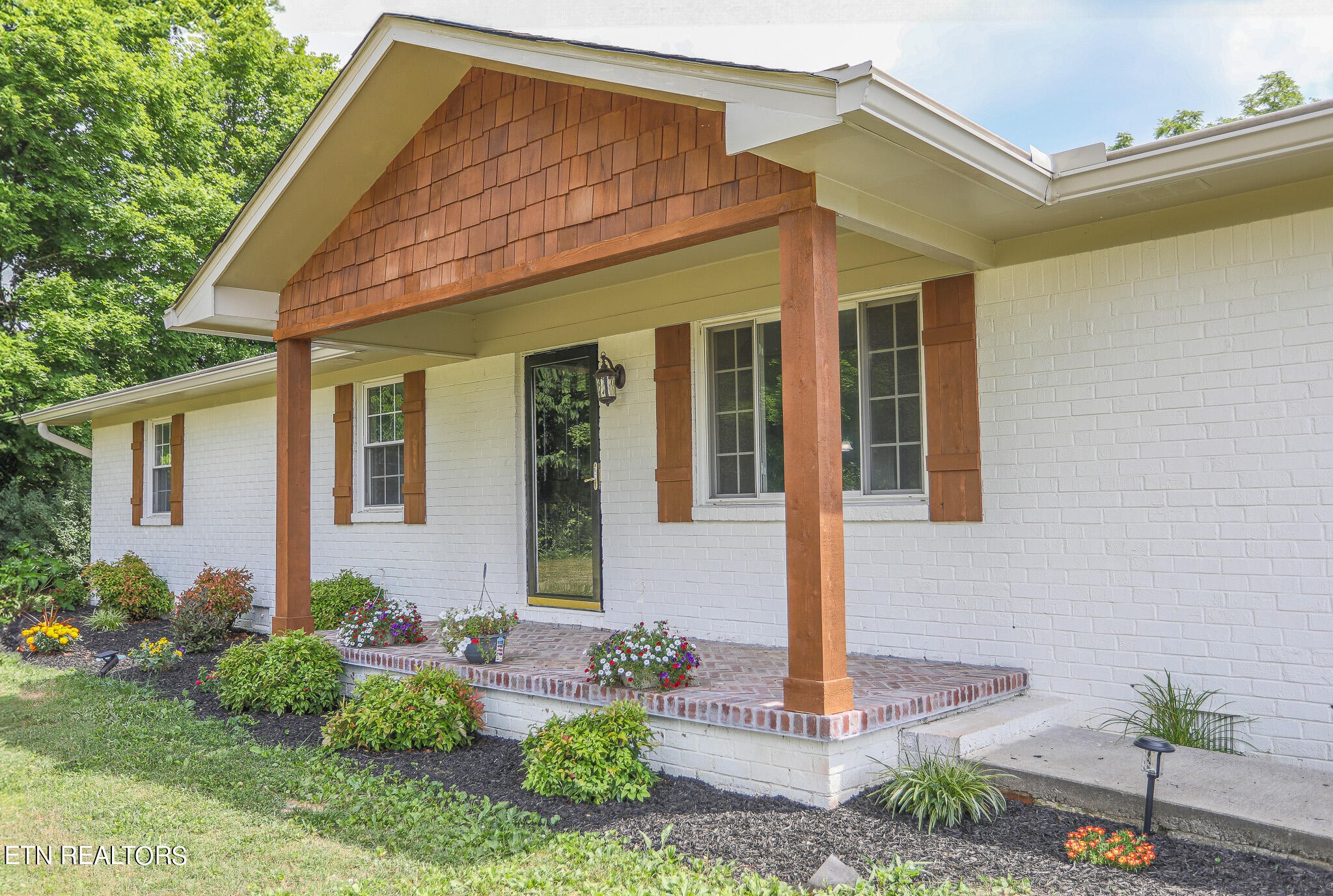 2500 Patterson Road Southeast Cleveland, TN 37323 - Photo 4 of 27 Gallery Image 4