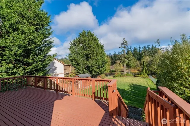$2,450 | 1577 Silver Fir Drive, Unit A, Camano Island, WA 98282