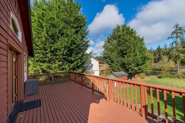 $2,450 | 1577 Silver Fir Drive, Unit A, Camano Island, WA 98282