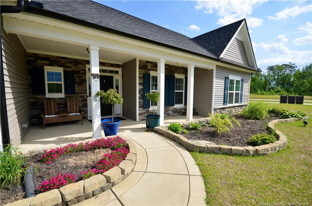 5216 Sunset View Road Hope Mills, NC 28348 - Photo 2 of 41 Photo 2