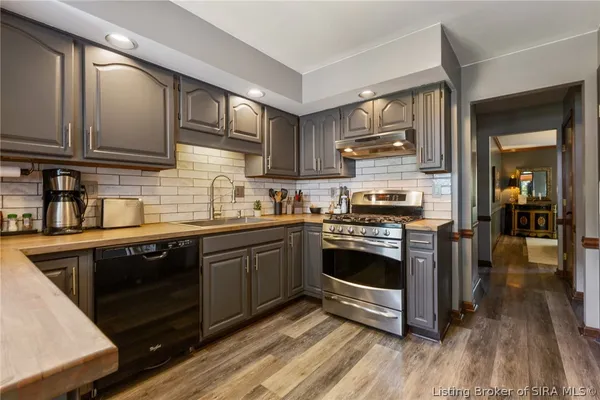 $365,000 | 106 Amy Court, New Albany, IN 47150