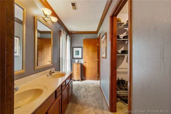 $365,000 | 106 Amy Court, New Albany, IN 47150