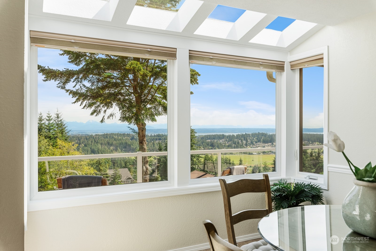 522 Waynes Ridge Circle Camano Island, WA 98282 - Photo 11 of 39 Gallery Image 11