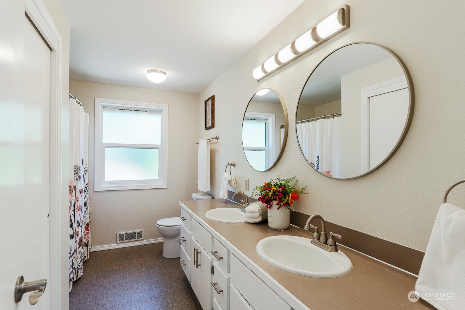 522 Waynes Ridge Circle Camano Island, WA 98282 - Photo 20 of 39 Gallery Image 20