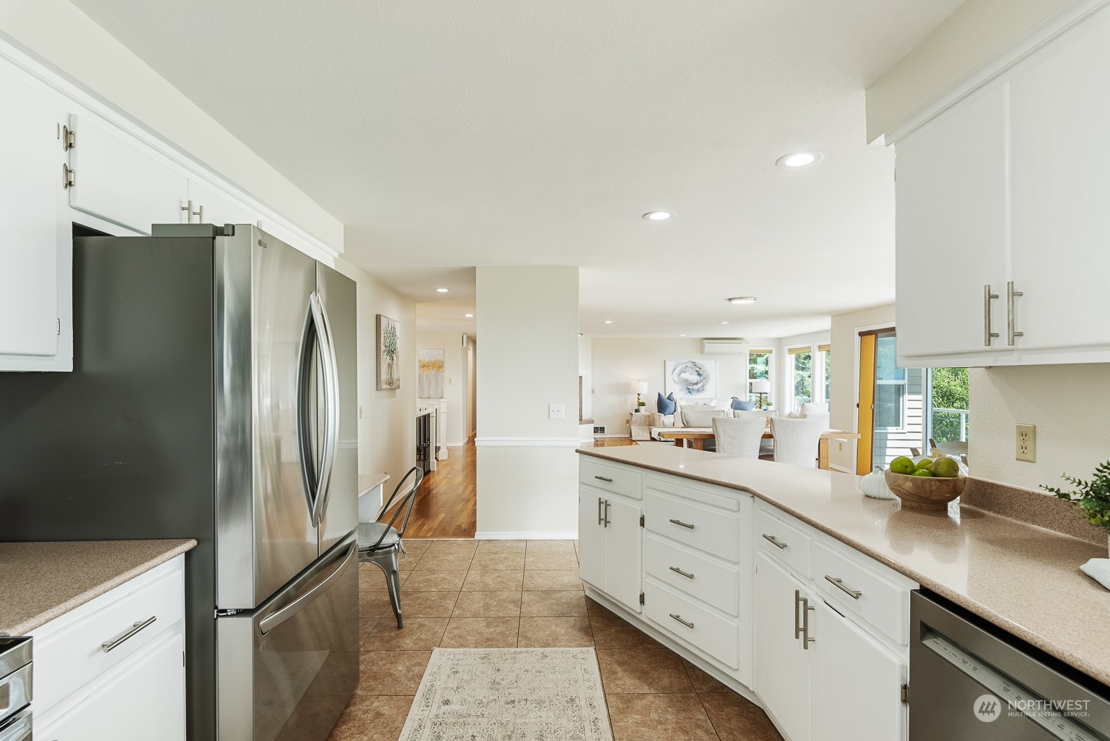 522 Waynes Ridge Circle Camano Island, WA 98282 - Photo 8 of 39 Gallery Image 8