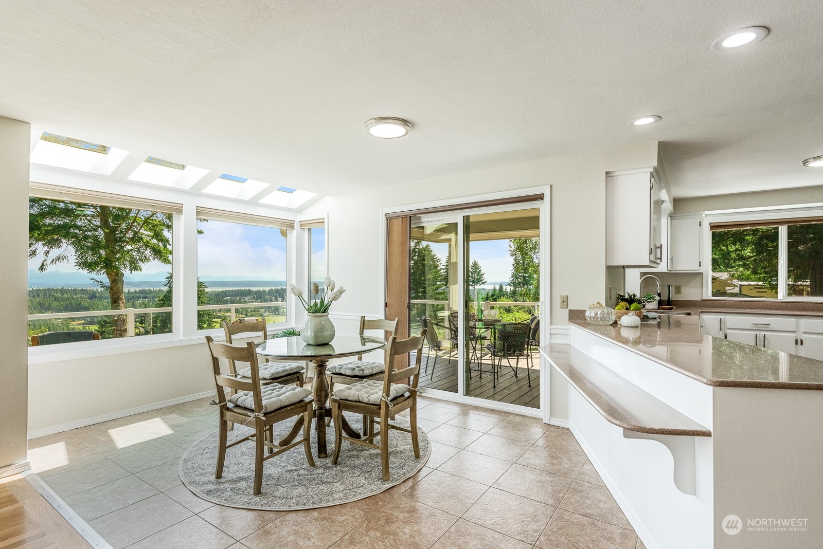 522 Waynes Ridge Circle Camano Island, WA 98282 - Photo 10 of 39 Gallery Image 10