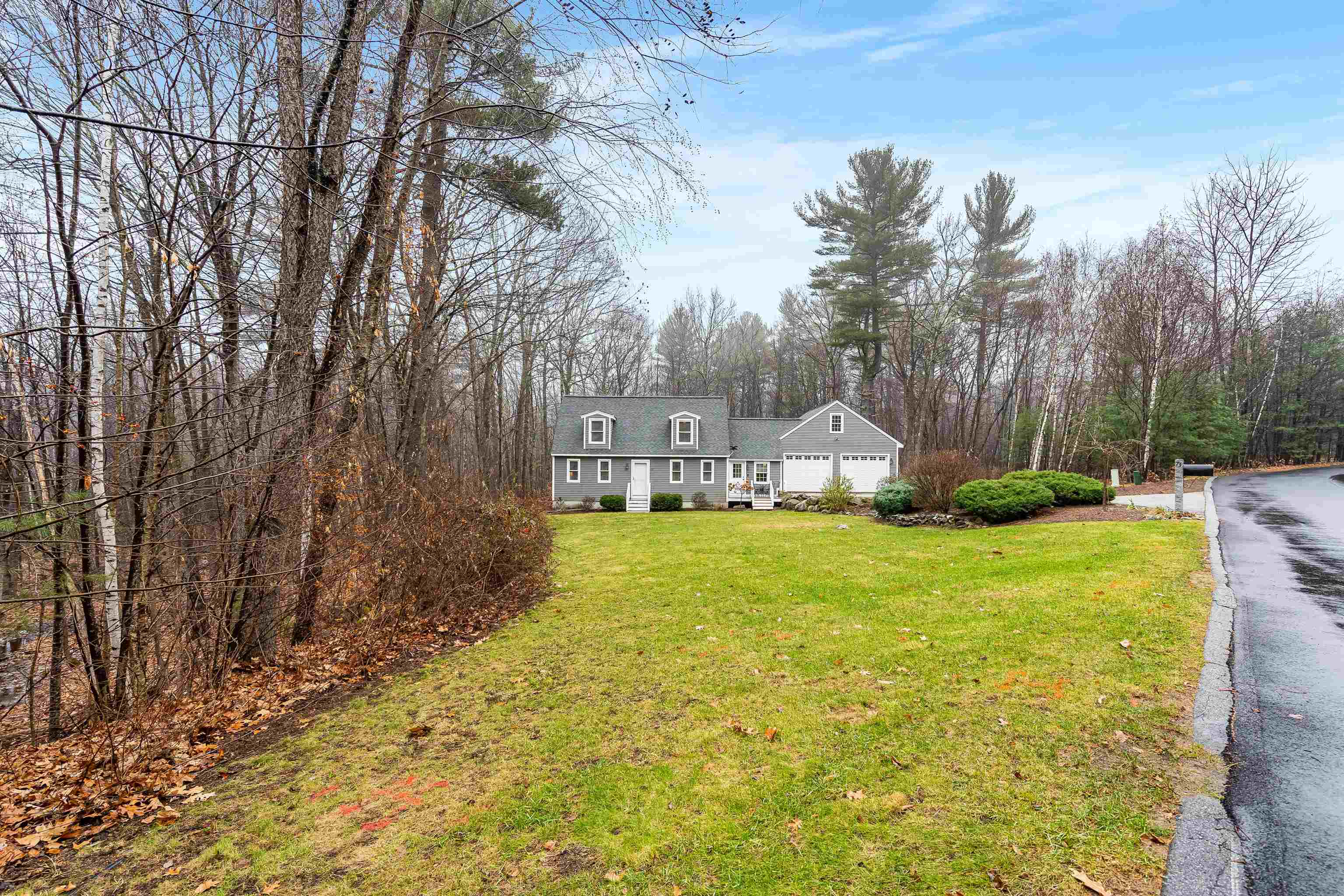 73 Sargent Road Hollis, NH 03049 - Photo 2 of 37