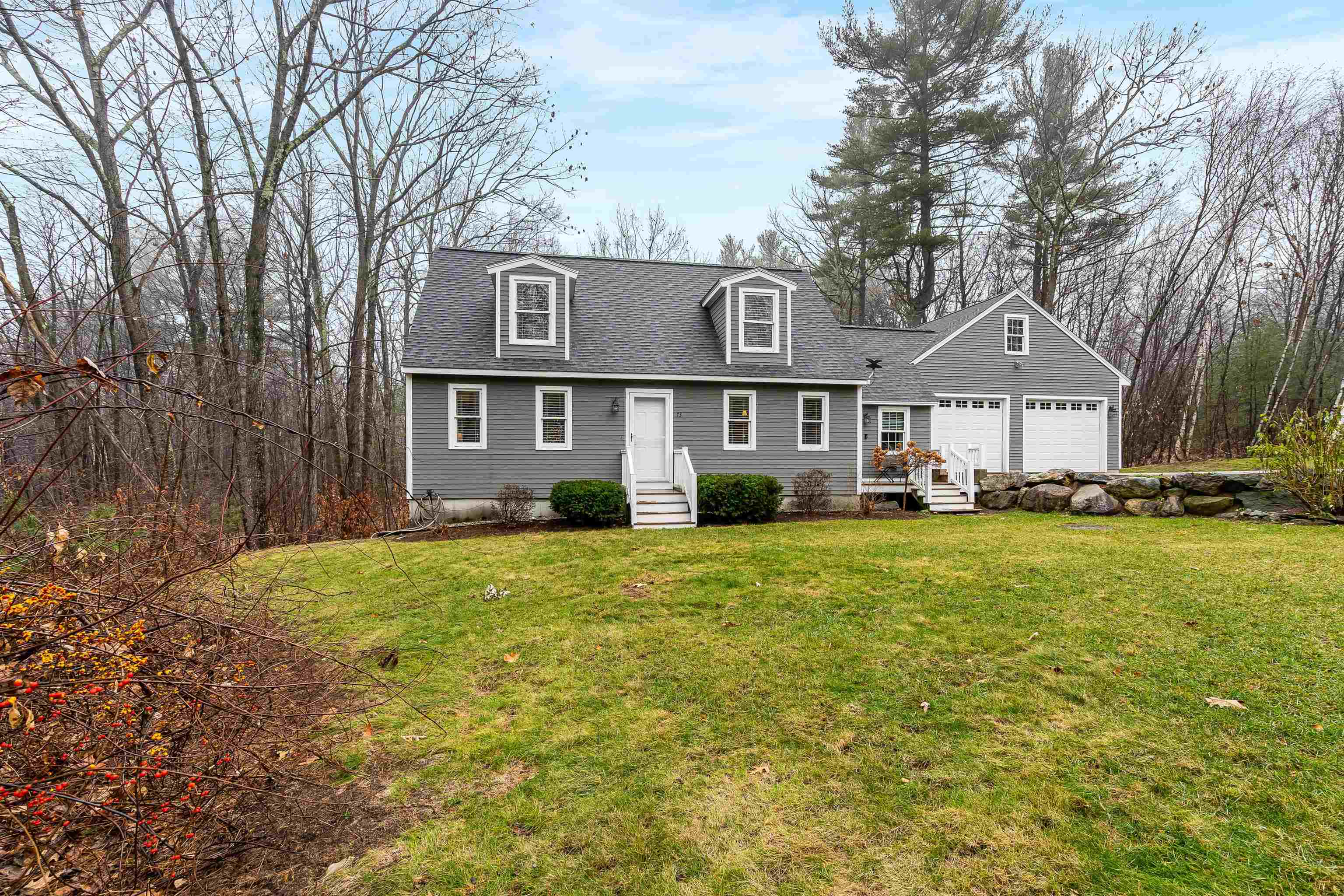 73 Sargent Road Hollis, NH 03049 - Photo 3 of 37