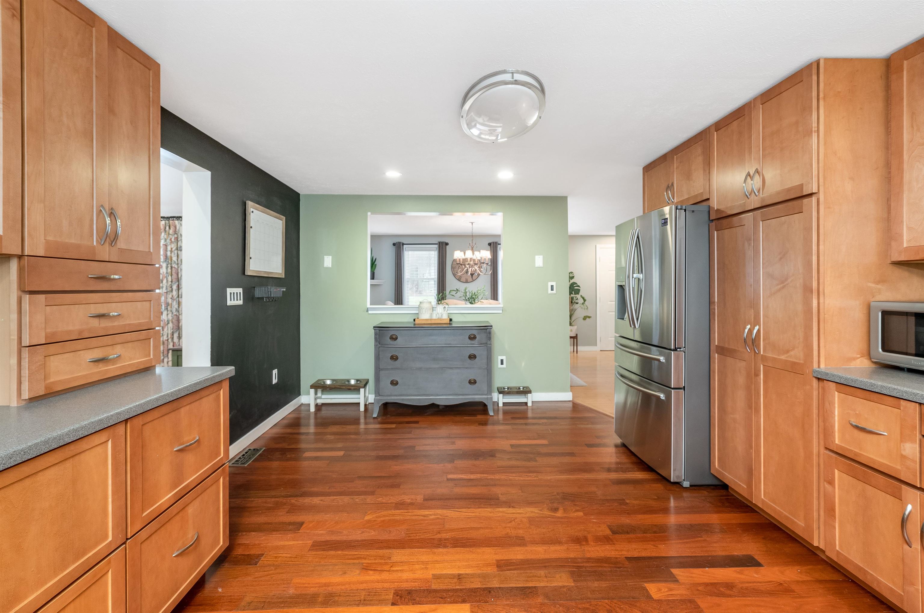 73 Sargent Road Hollis, NH 03049 - Photo 10 of 37