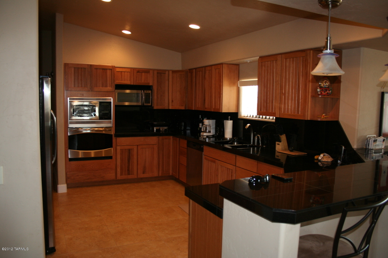 13180 East Kahlua Road Vail, AZ 85641 - Photo 5 of 15