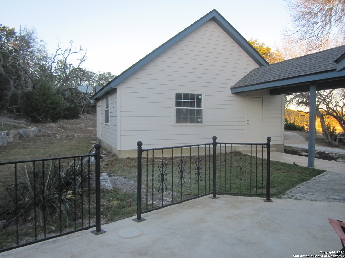 1100 Madrona Ridge Drive Bandera, TX 78003 - Photo 5 of 66