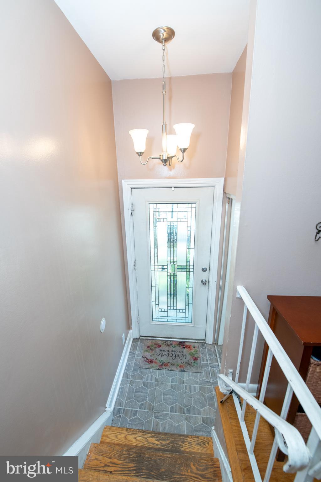 12108 Covert Road Philadelphia, PA 19154 - Photo 18 of 32 Foyer.