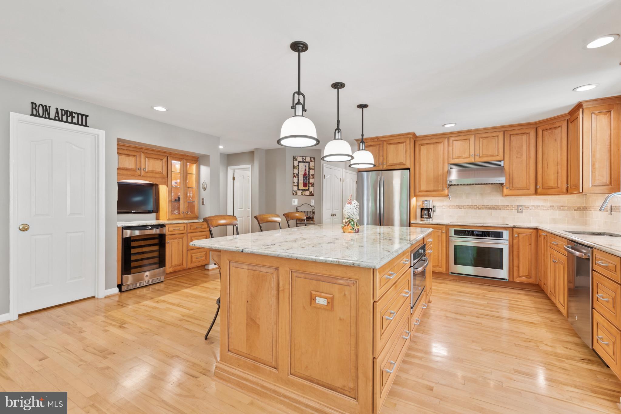 6212 Devon Drive Columbia, MD 21044 - Photo 15 of 69 Kitchen