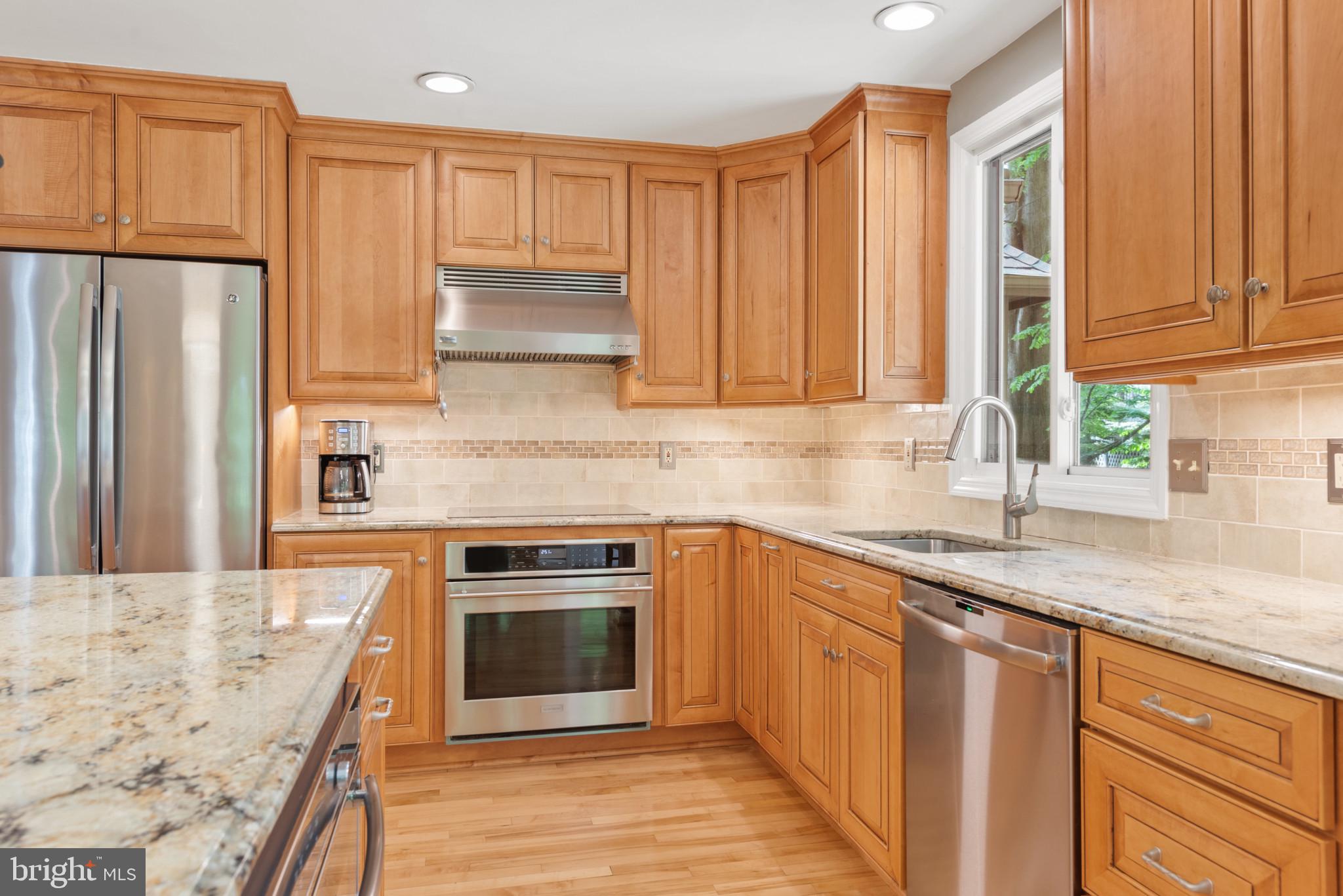6212 Devon Drive Columbia, MD 21044 - Photo 16 of 69 Kitchen