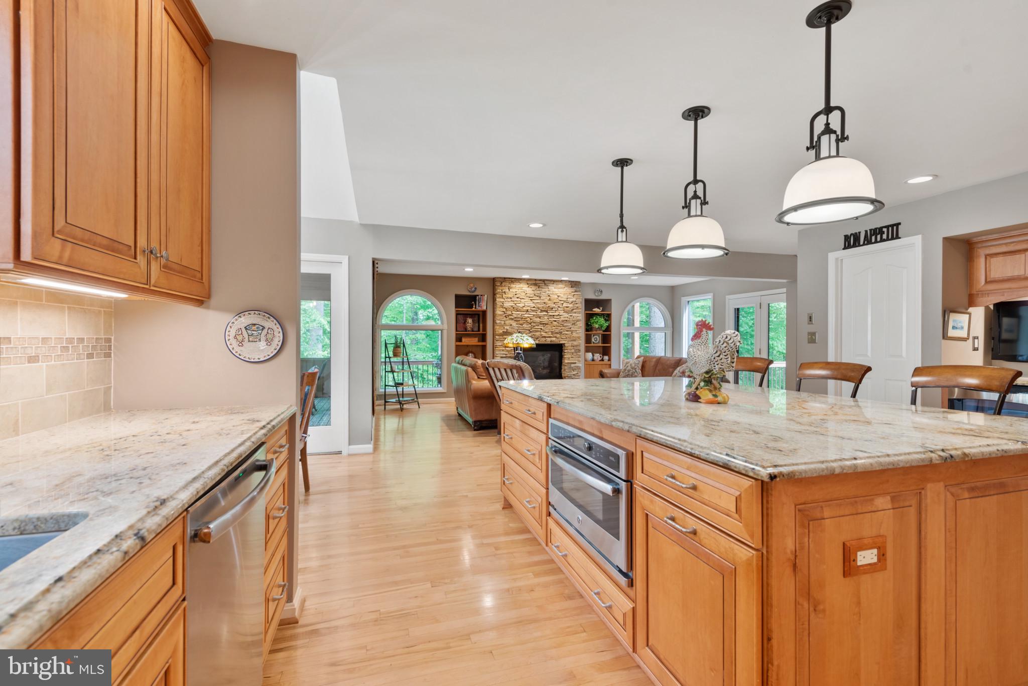 6212 Devon Drive Columbia, MD 21044 - Photo 19 of 69 KitchenKitchen