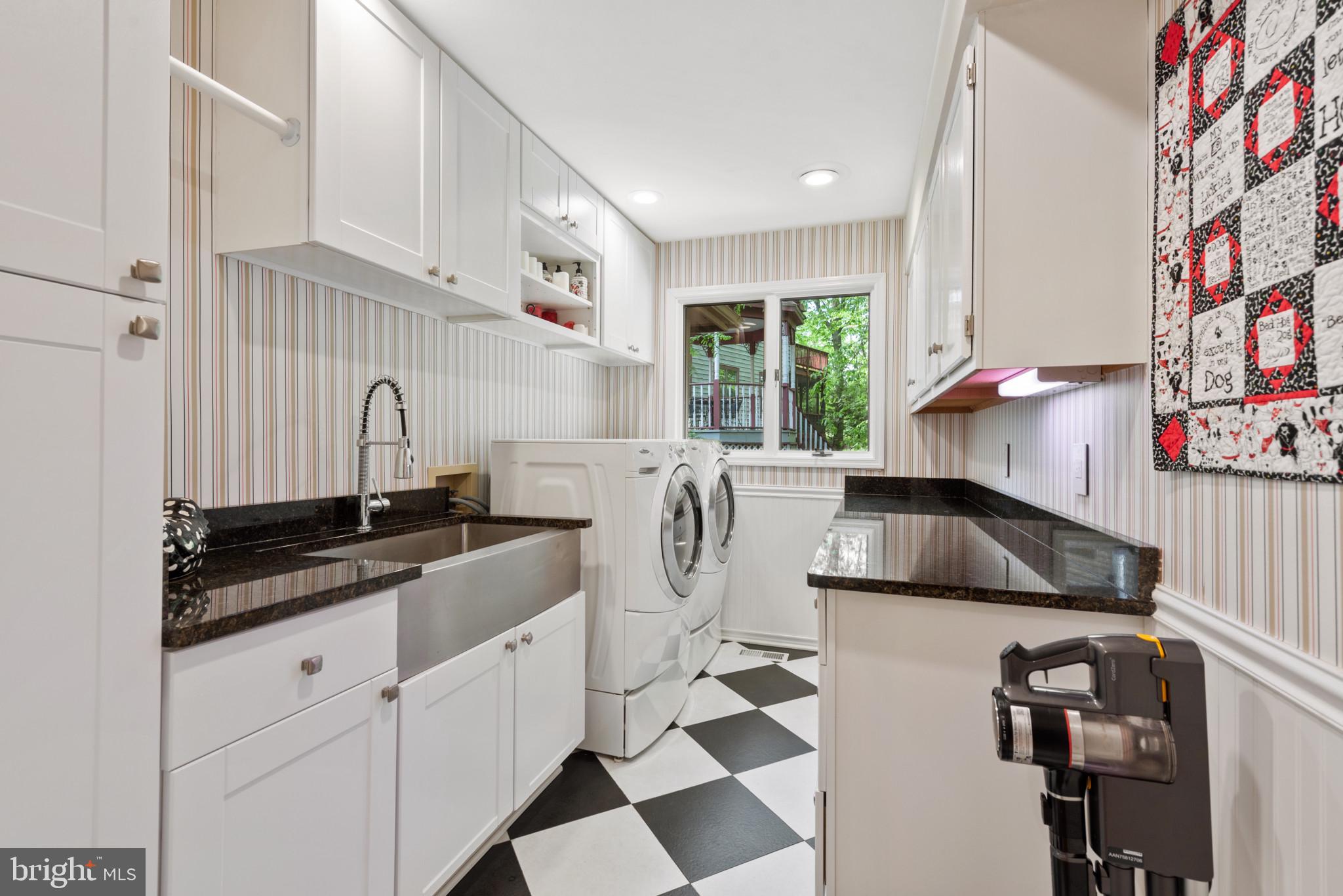 6212 Devon Drive Columbia, MD 21044 - Photo 20 of 69 Laundry