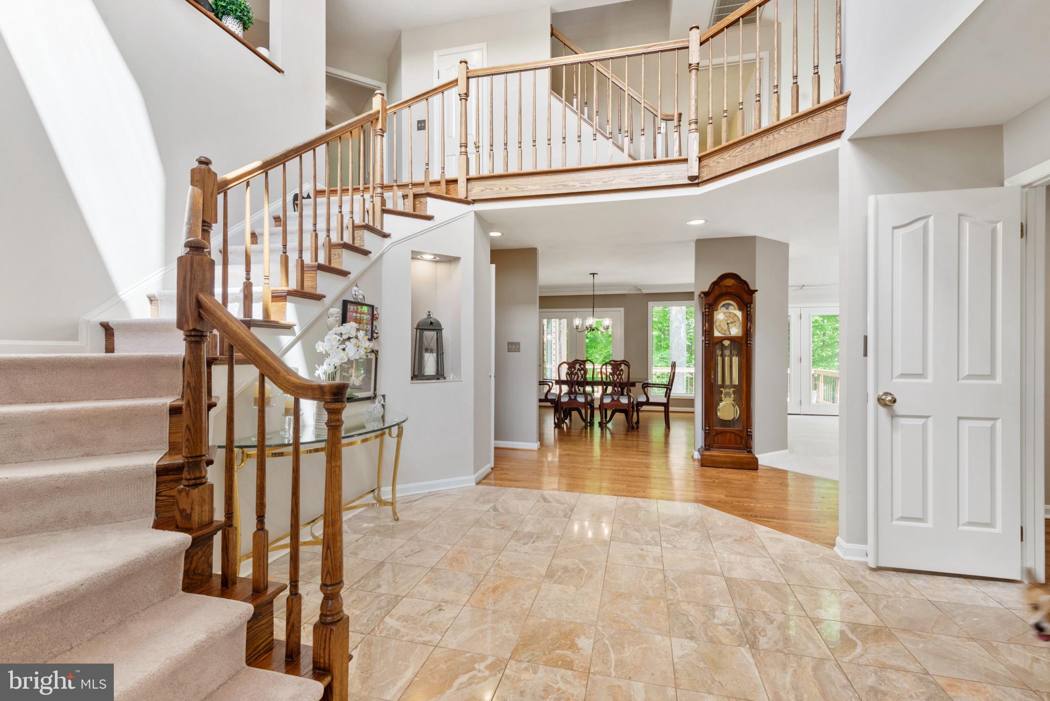 6212 Devon Drive Columbia, MD 21044 - Photo 3 of 69 Foyer