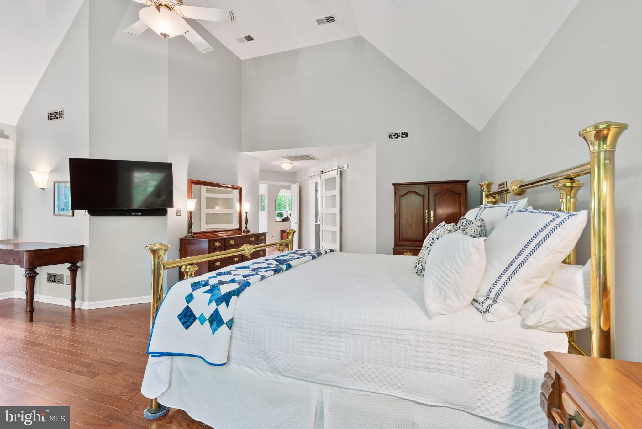 6212 Devon Drive Columbia, MD 21044 - Photo 36 of 69 Owner's Bedroom