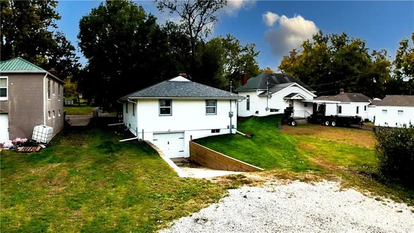 $227,900 | 2911 Faraon Street, St. Joseph, MO 64501