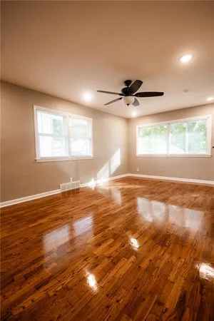 $227,900 | 2911 Faraon Street, St. Joseph, MO 64501