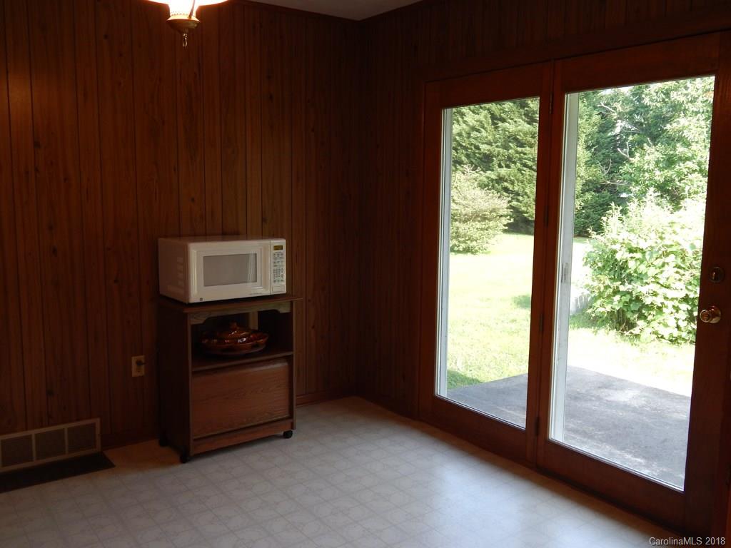 130 Osborne Farm Road Canton, NC 28716 - Photo 3 of 12