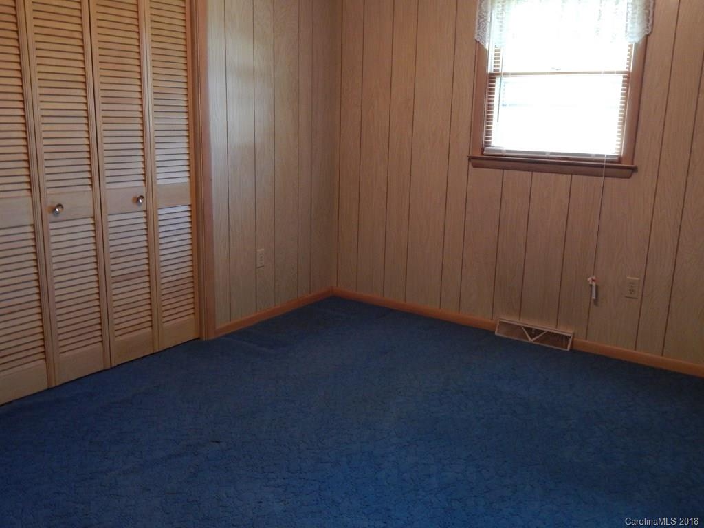 130 Osborne Farm Road Canton, NC 28716 - Photo 7 of 12
