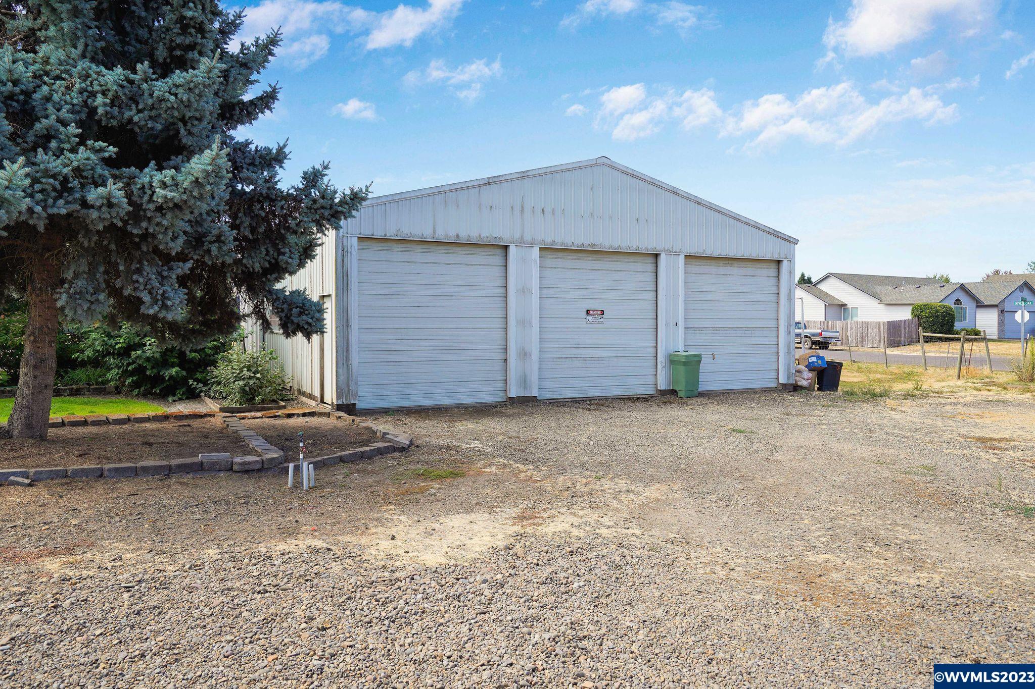 6295 Corvallis Road Independence, OR 97351 - Photo 38 of 42