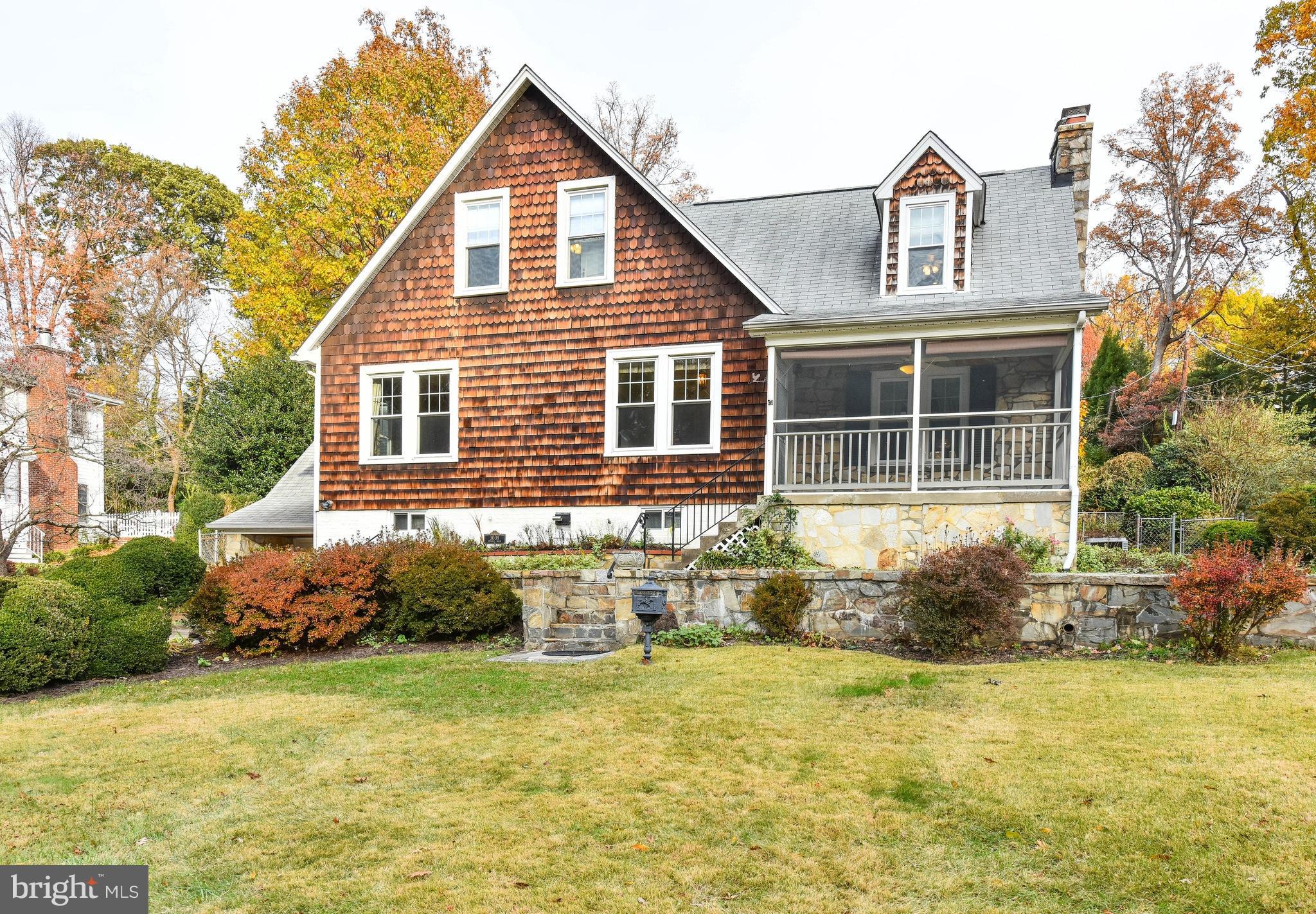 3009 Russell Road Alexandria, VA 22305 - Photo 1 of 30 Exterior (Front)
