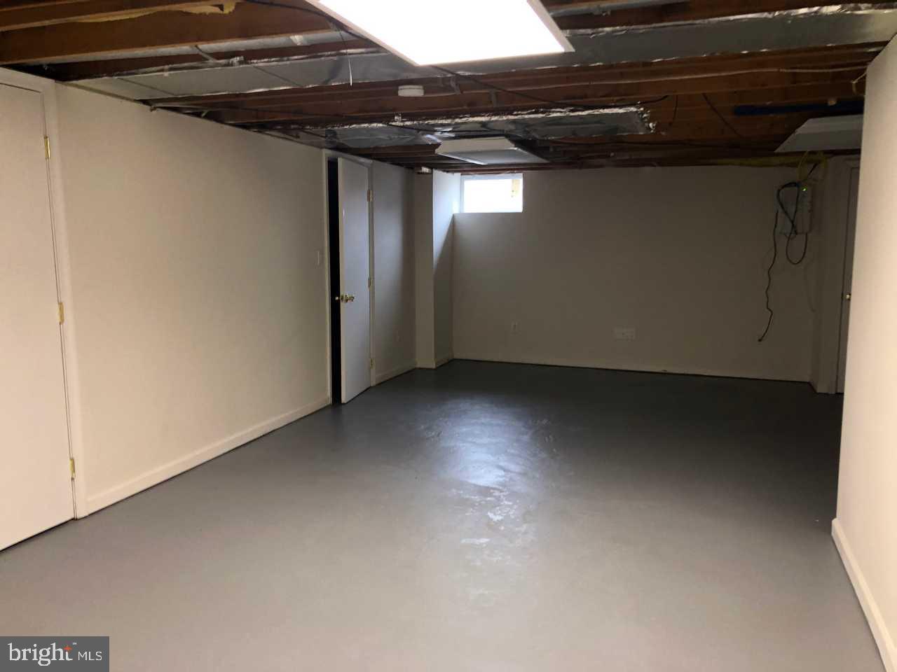 332 Cold Spring Place Dover, DE 19904 - Photo 27 of 30 a view of closet