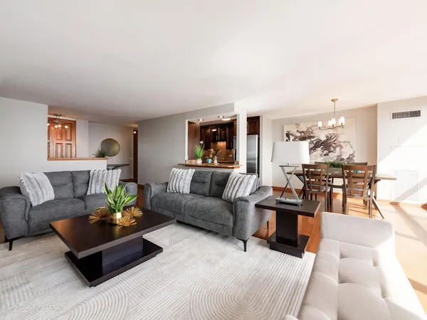 $724,900 | 360 East Randolph Street, Unit 3902, Chicago, IL 60601
