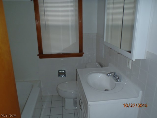 3810 Redfern Road Parma, OH 44134 - Photo 5 of 18
