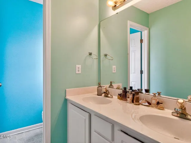 $375,000 | 63 South Ledford Drive, Clayton, NC 27520