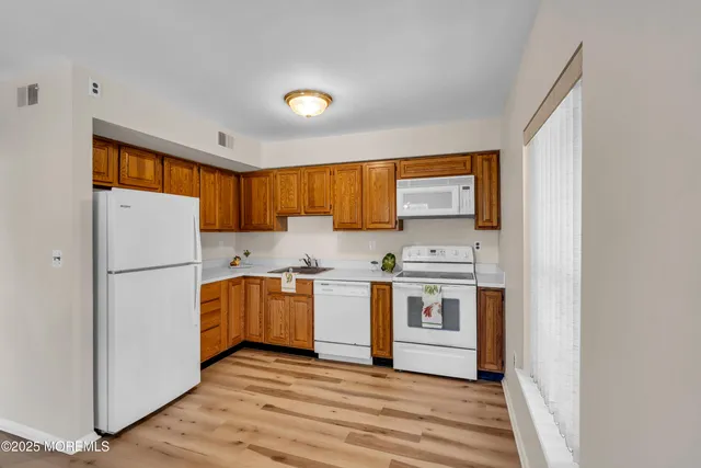 $339,000 | 1838 Highway 35, Unit 80, Wall, NJ 07719