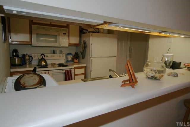 1521 Graduate Lane, Unit 3 Raleigh, NC 27606 - Photo 4 of 10 Gallery Image 4
