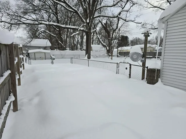 $209,900 | 517 South Sheridan Drive, Muskegon, MI 49442