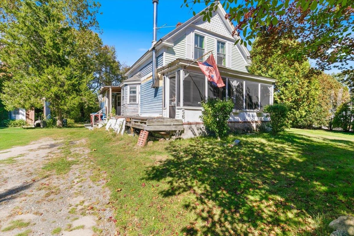 56 Pelham Road Salem, NH 03079 - Photo 2 of 31