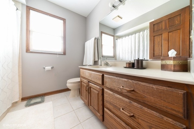 26W141 Parkside Road Naperville, IL 60540 - Photo 14 of 18