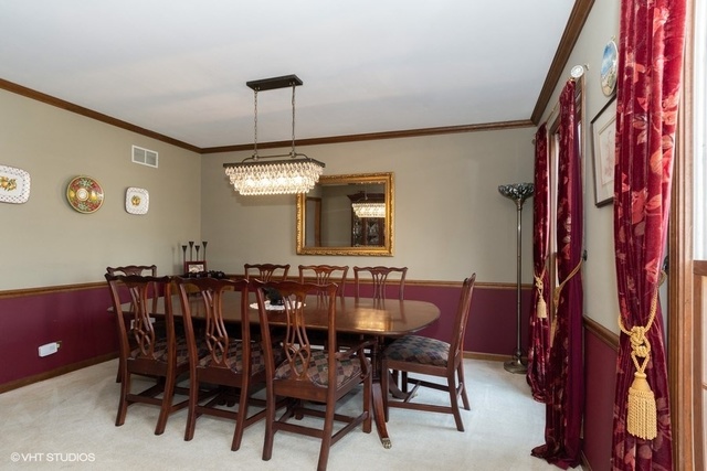 26W141 Parkside Road Naperville, IL 60540 - Photo 6 of 18