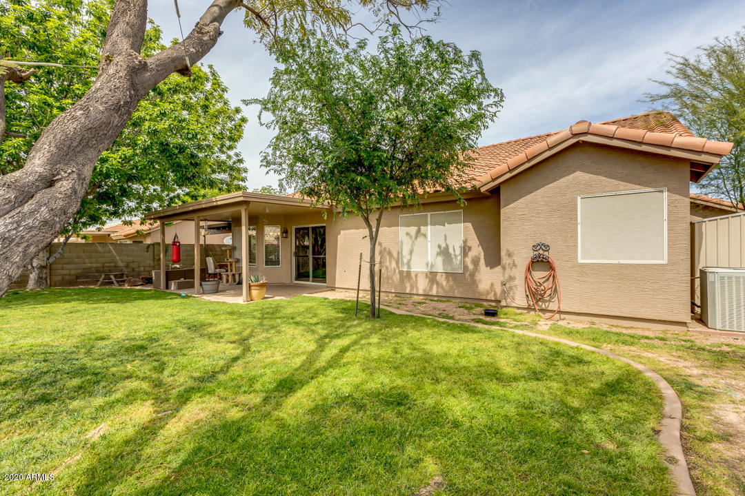 2205 East Brooks Street Gilbert, AZ 85296 - Photo 12 of 17 Backyard