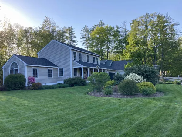 $674,900 | 4 Otter Drive, Concord, NH 03301
