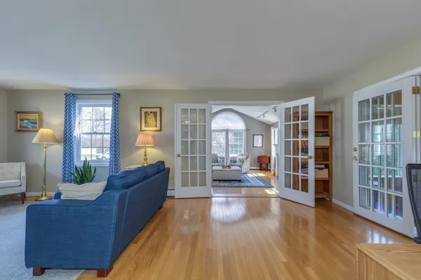 $674,900 | 4 Otter Drive, Concord, NH 03301