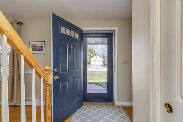 $674,900 | 4 Otter Drive, Concord, NH 03301