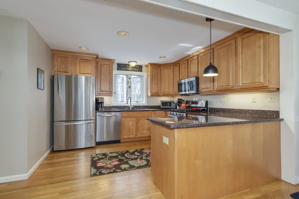$674,900 | 4 Otter Drive, Concord, NH 03301