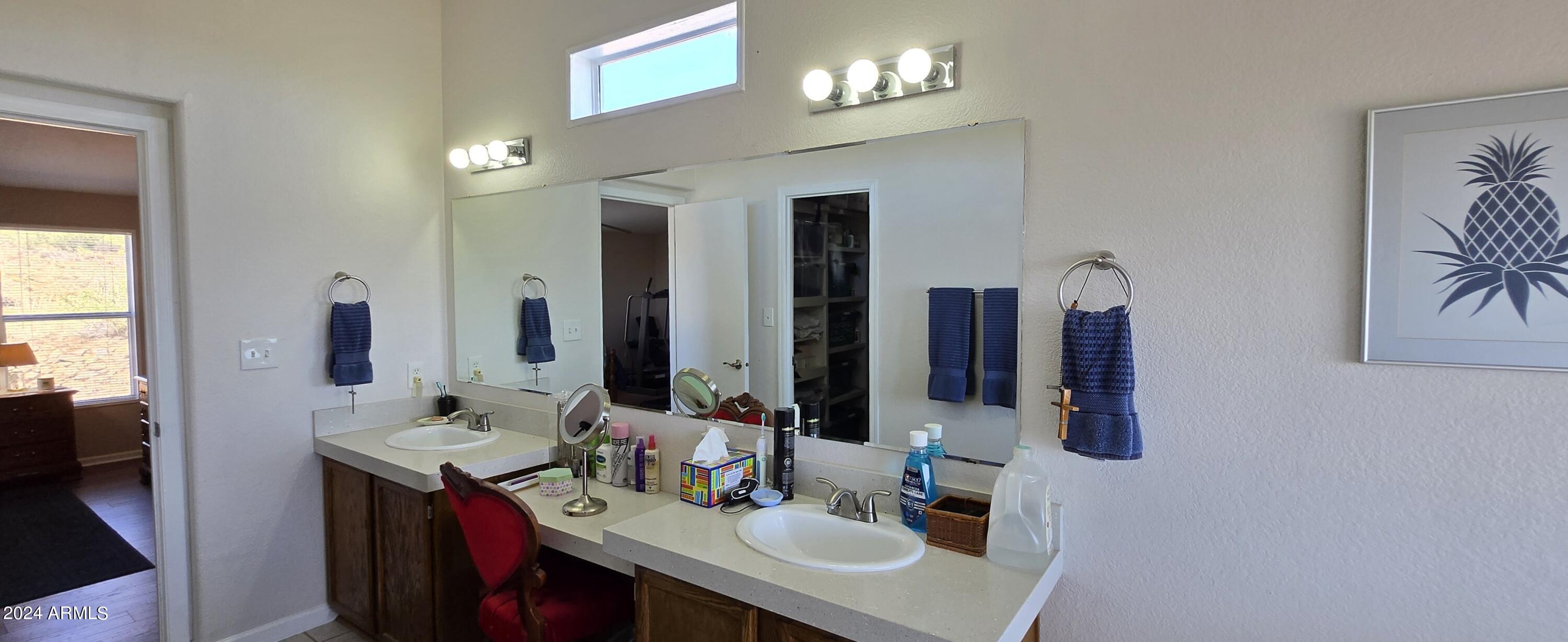 17470 East Roper Way Dewey, AZ 86327 - Photo 21 of 58 Master Bath view 3