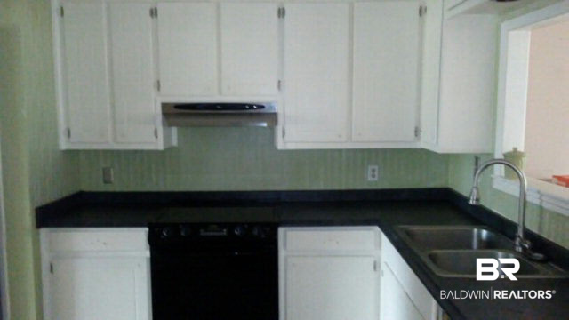 122 Sylvania Street Brewton, AL 36426 - Photo 8 of 10