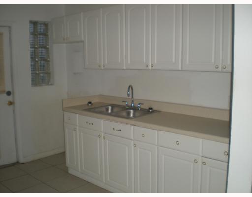 549 Cherry Road West Palm Beach, FL 33409 - Photo 3 of 8 Additional Photo