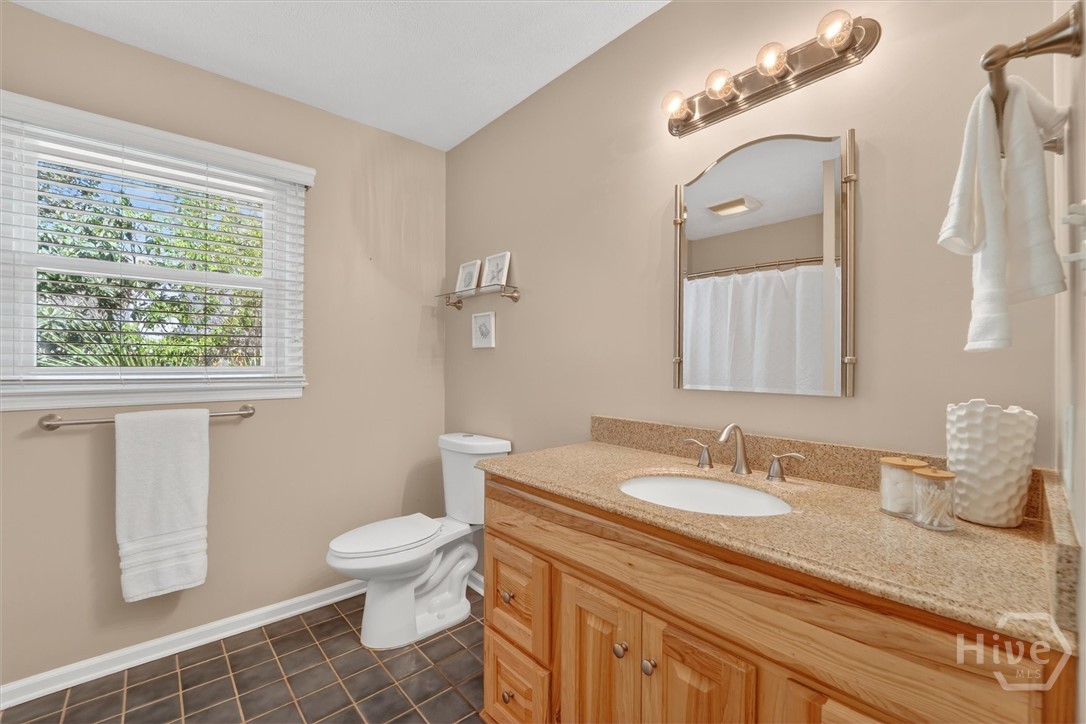 10 Levee Road Savannah, GA 31419 - Photo 23 of 39 Guest Bathroom