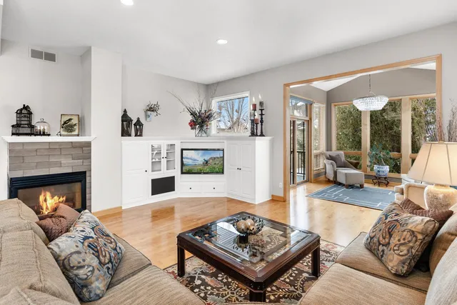 $645,000 | 17394 Ada Court, Eden Prairie, MN 55347