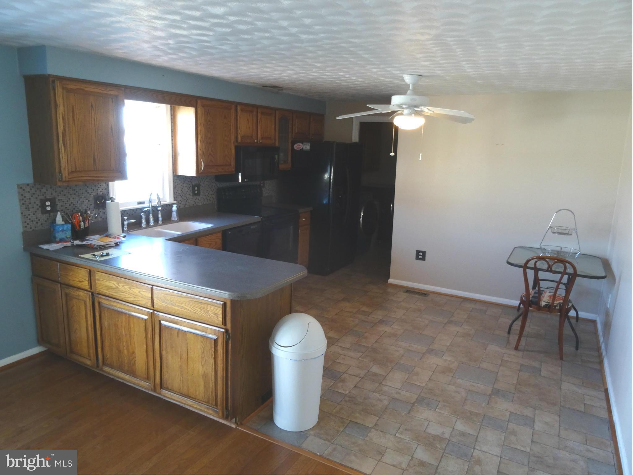 8506 Sandy Plains Road Baltimore, MD 21222 - Photo 7 of 30 Kitchen